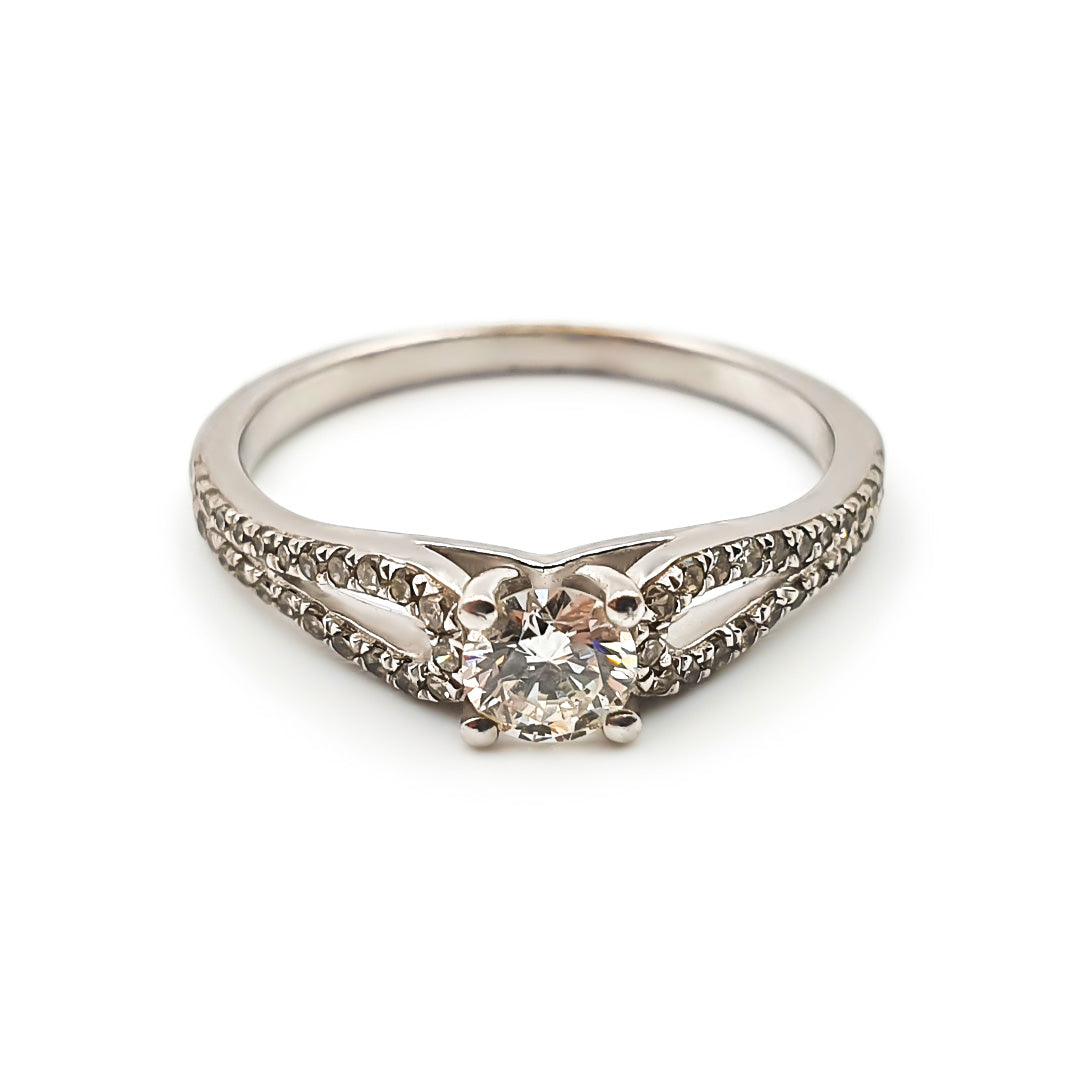 9ct White Gold Ladies Diamond Engagement Ring The_Diamond_box_South_Africa