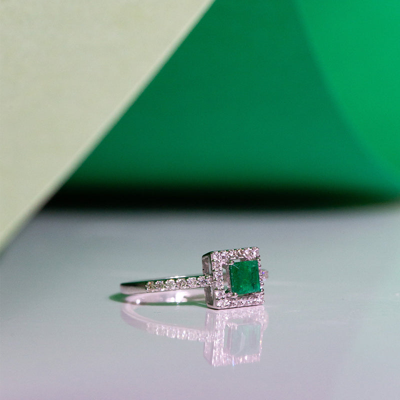 Emerald Engagement Rings Online | Emerald Rings - The Diamond Box South ...