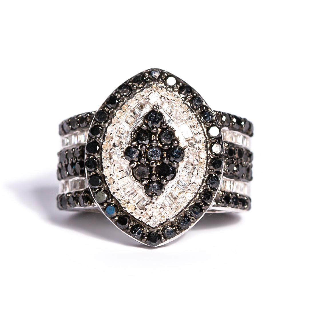 Sterling Silver Ladies 2,00ct Black and White Diamond Ring The_Diamond_box_South_Africa