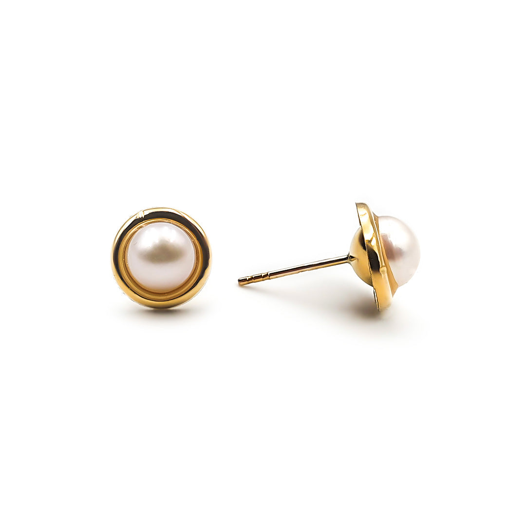 9ct Yellow Gold Ladies Pearl Stud Earrings