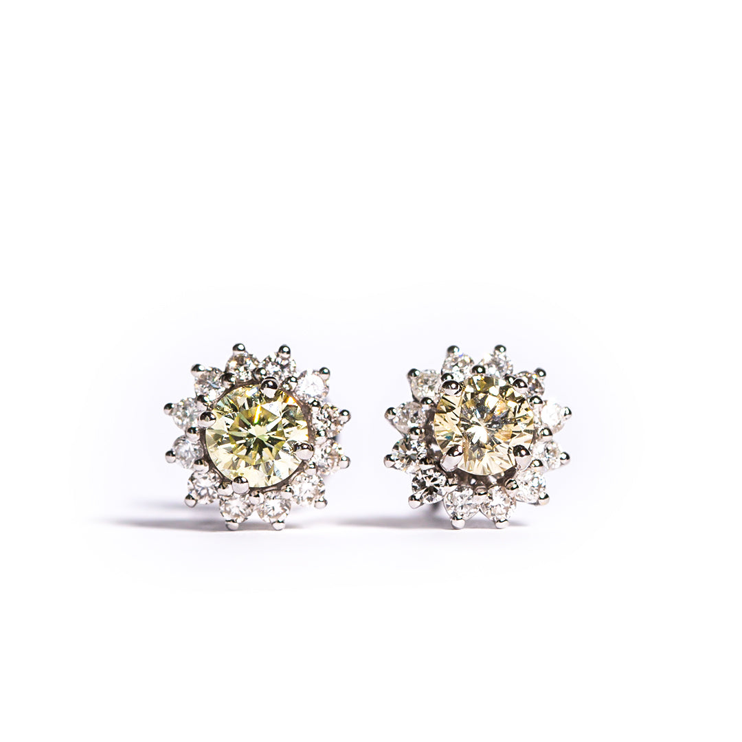 9ct White Gold Ladies Diamond Halo Stud Earrings