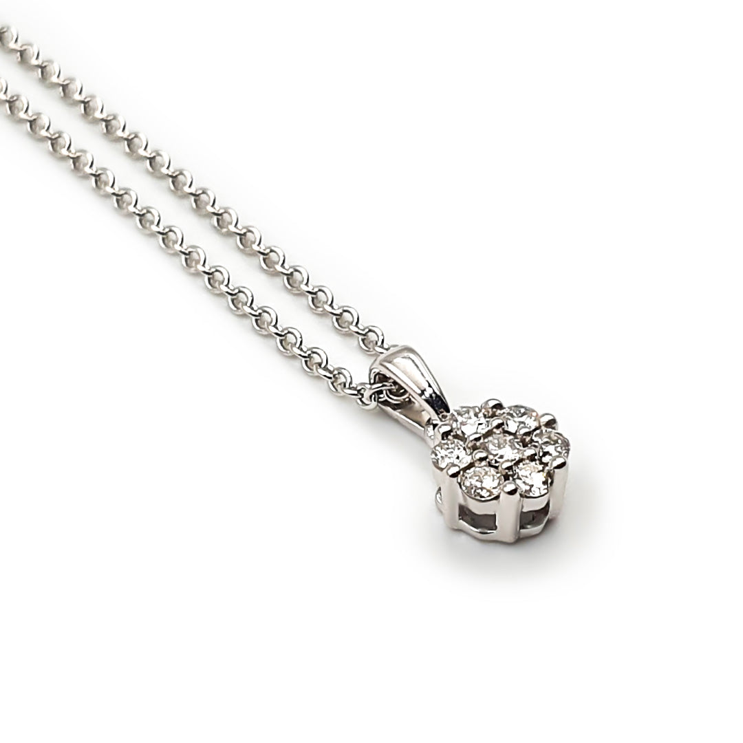 9ct White Gold Ladies Diamond Pendent