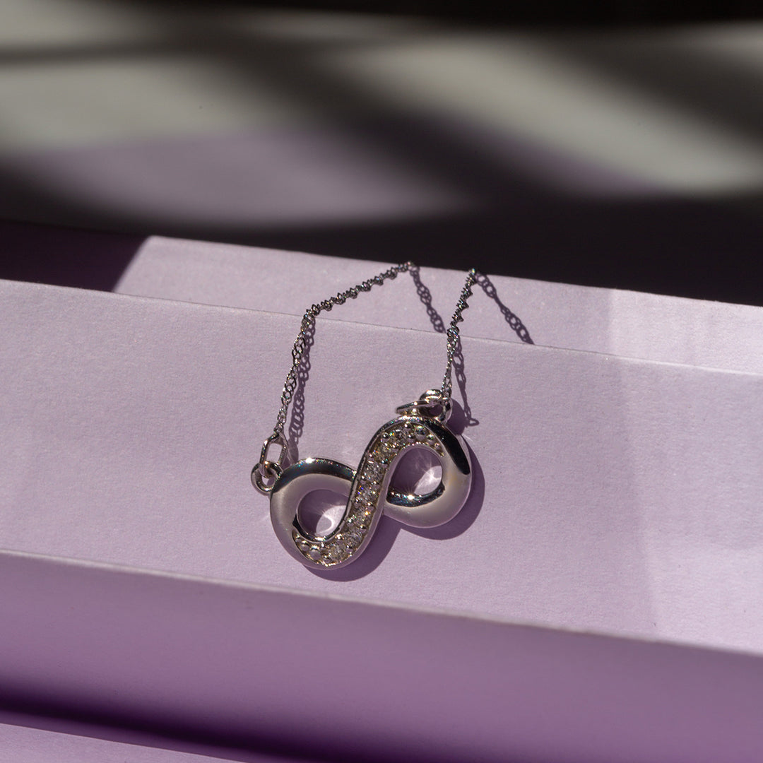 9ct White Gold Ladies Diamond Infinity Pendant The_Diamond_box_South_Africa