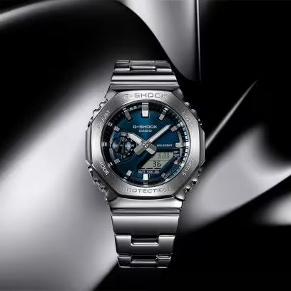 Casio G-Shock Mens 200m G-Steel - GM-2110D-2BDR Watch