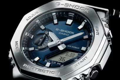 Casio G-Shock Mens 200m G-Steel - GM-2110D-2BDR Watch
