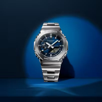 Casio G-Shock Mens 200m G-Steel - GM-2110D-2BDR Watch
