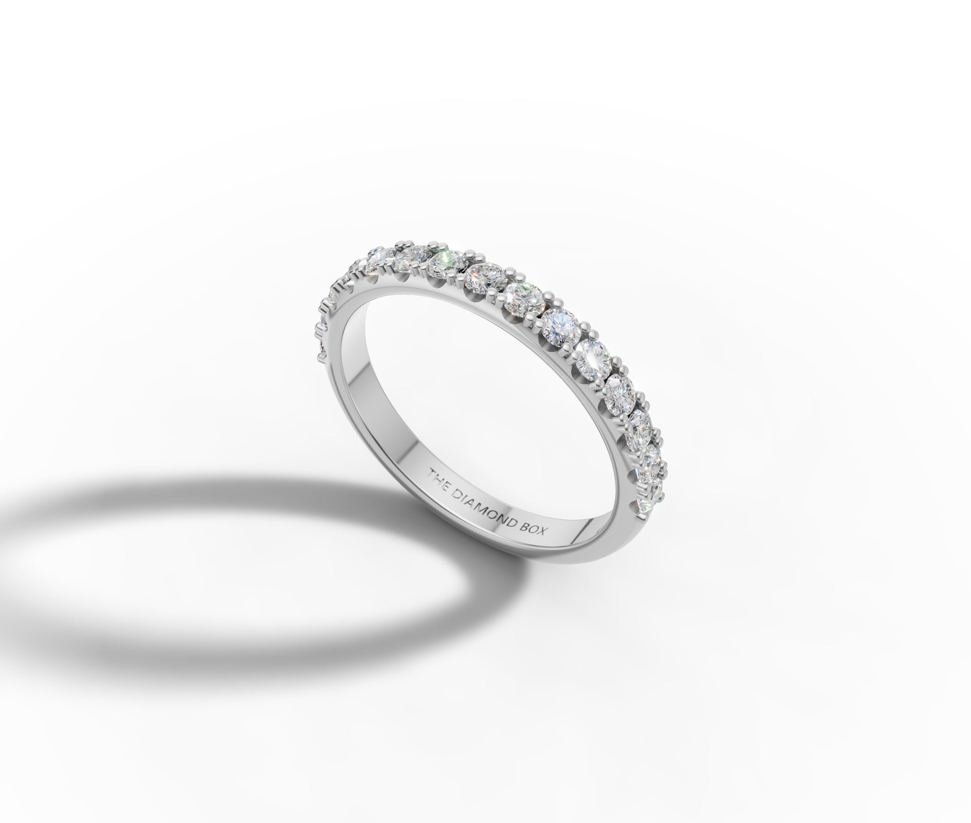 9ct White Gold Ladies Moissanite Wedding Band Band | 0,45ct