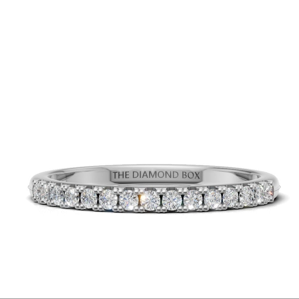 9ct White Gold Ladies Moissanite Half Eternity Band Band | 0,30ct