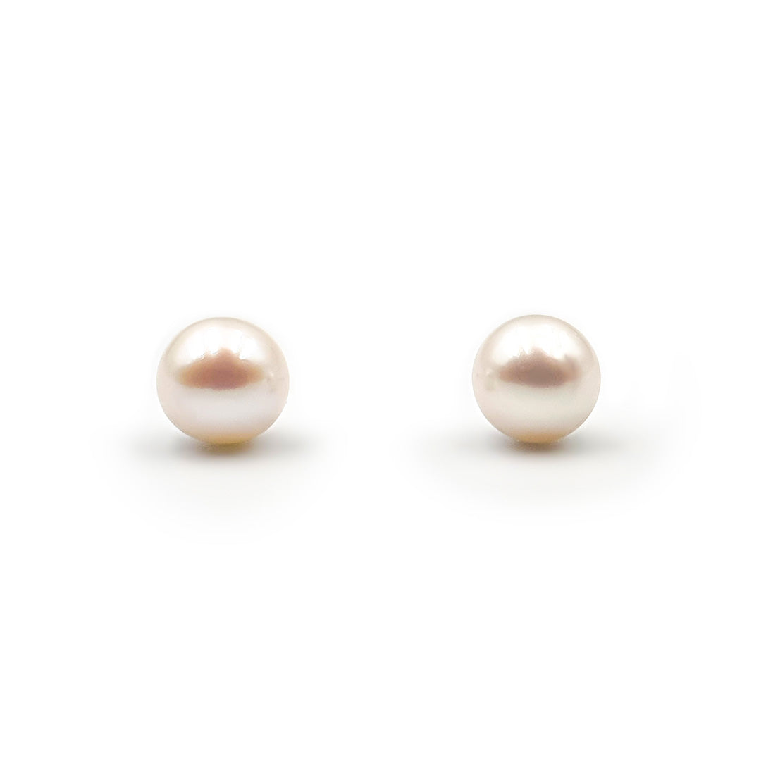 Sterling Silver Ladies Classic Pearl Stud Earring